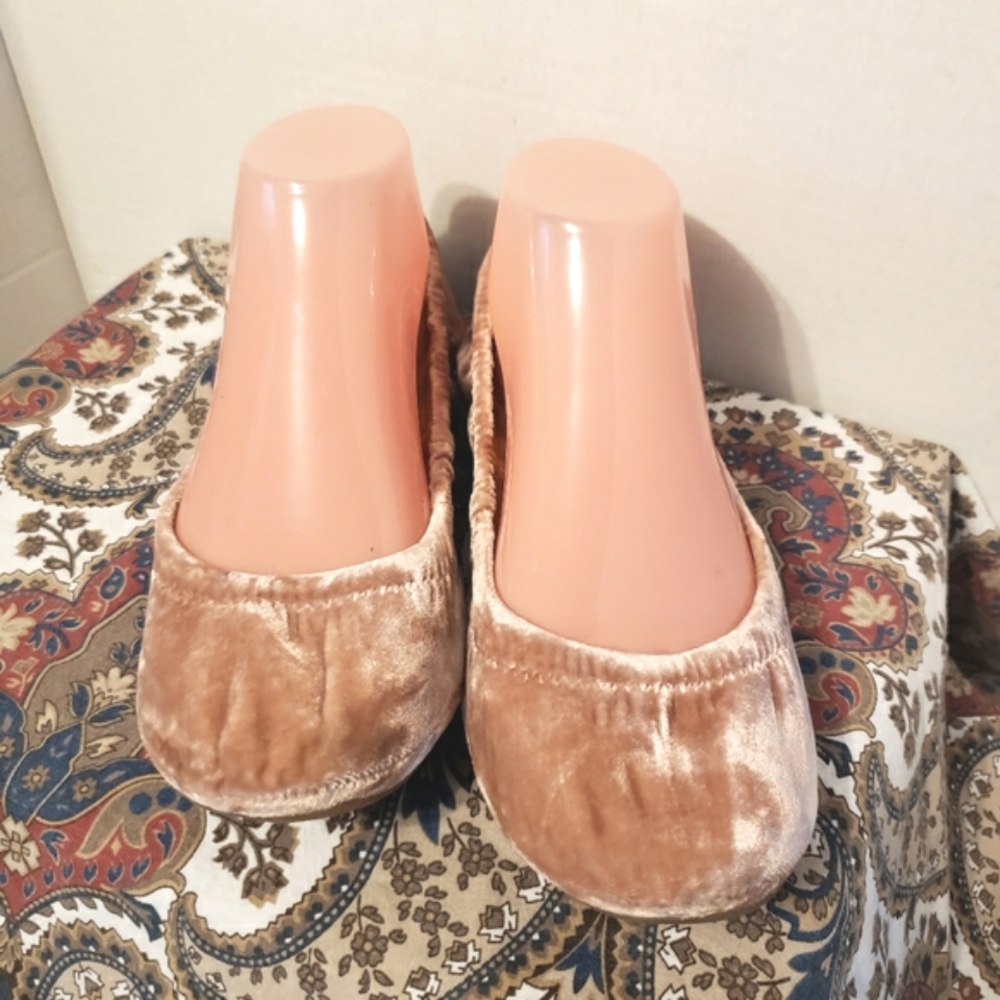 Lucky Brand LK-Emmie Women’s Velour Pink Flat Shoes Size 8.M - Picture 9 of 9
